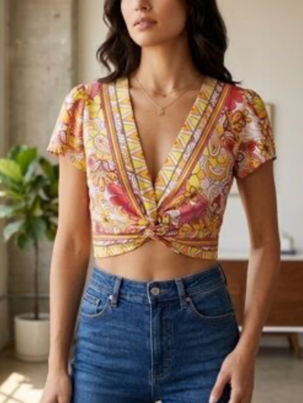 Angie‎ Crop Top Floral Boho Size Large Knotted Front Women’s Blouse paisley